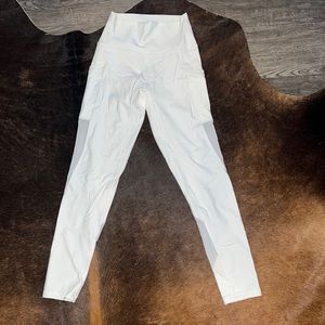 WHITE AERIE LEGGINGS